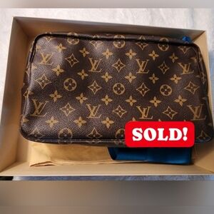 ❌️SOLD❌️Louis Vuitton Trousse Toiletry Pouch Monogram  Brown Clutch